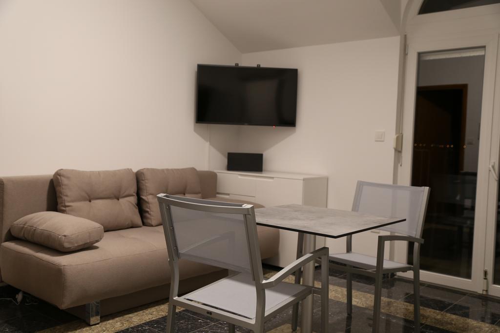 Mk | Apartments Nin Vrsi Ngoại thất bức ảnh